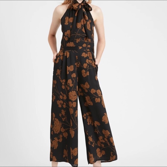 Banana Republic Pants - BANANA REPUBLIC‎ Tie-Neck Cropped Jumpsuit